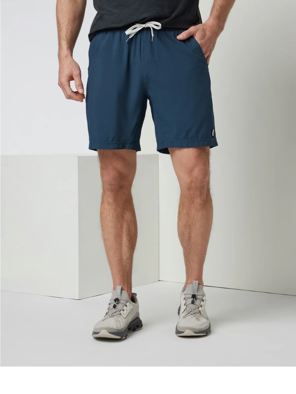 Vuori Kore Shorts Unlined 7” with Black Waistband and White Drawcord - Picture 5 of 7